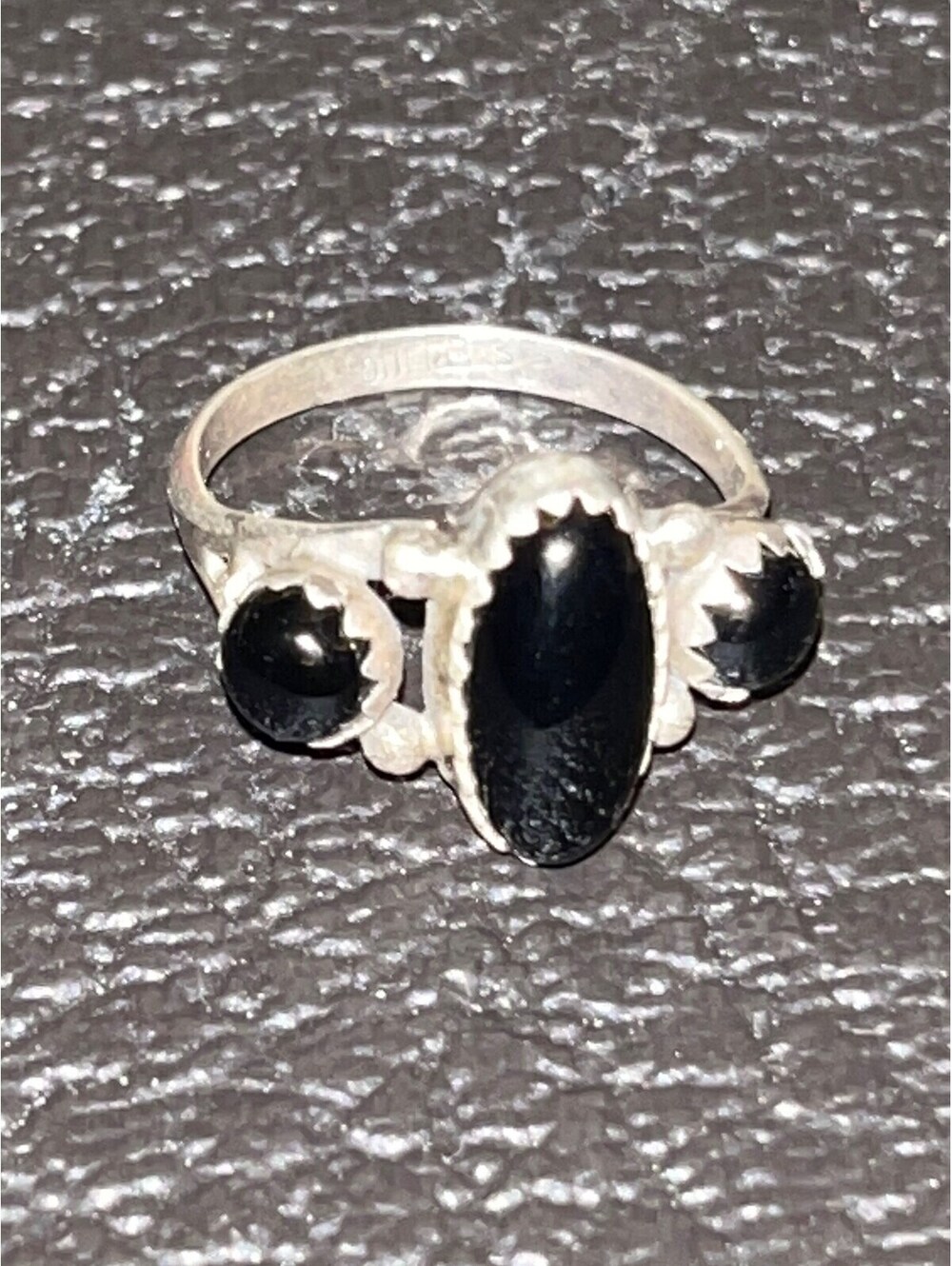 Navajo handmade onyx sterling silver cluster ring size 6